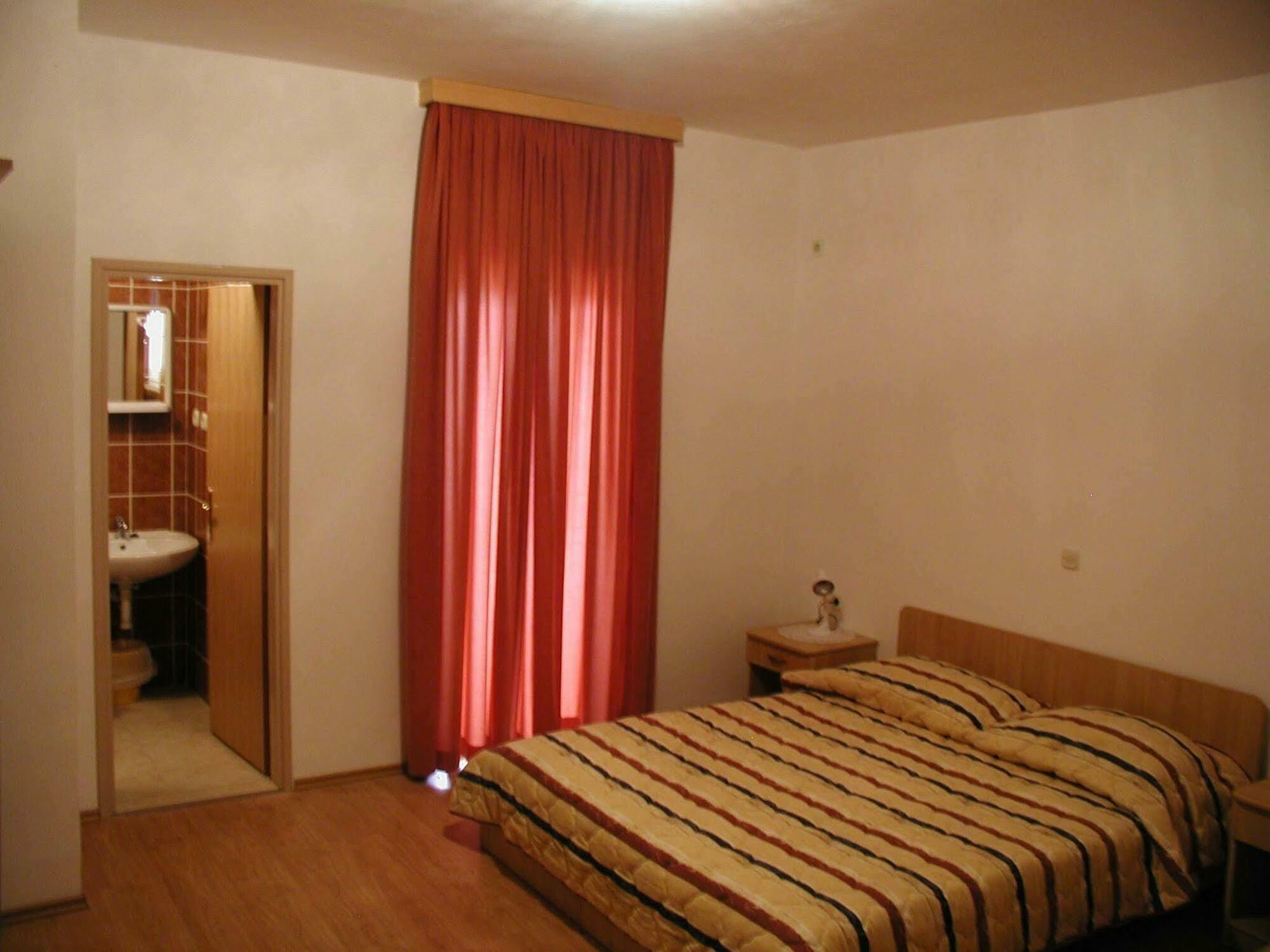Hotel Tony Pag Town Zimmer foto